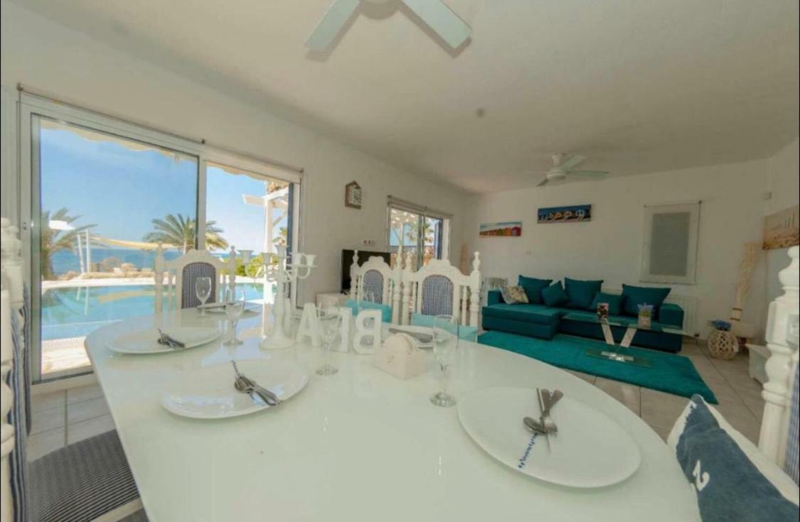 34 Beach Villa Пафос Экстерьер фото